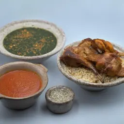 ملوخية تقدم مع الأرانب